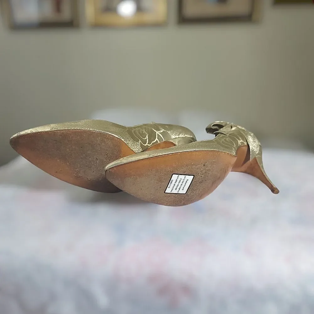 Stuart Weitzman for Mr. Seymour Gold Heels - 9AA